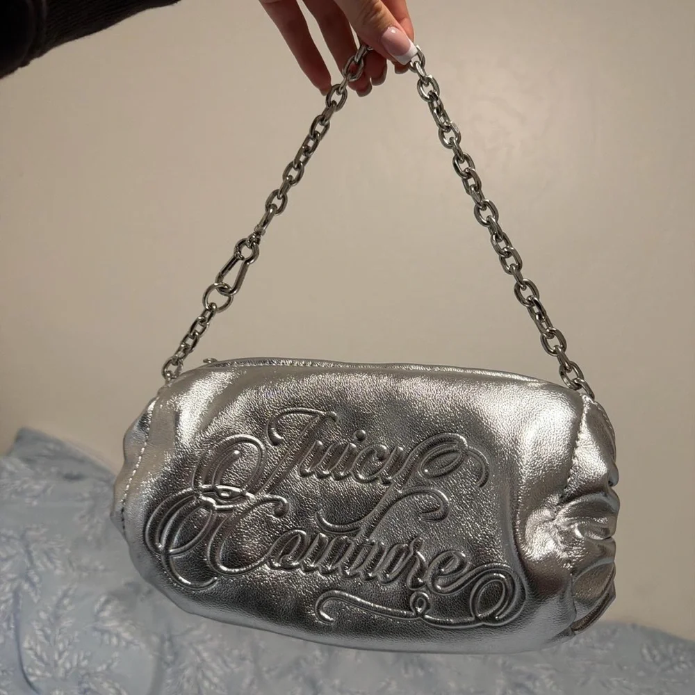 Juicy Couture Silver Chain Bag - Picture 1 of 3